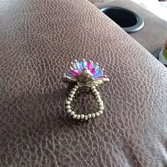 Ring - Picture 2 of 2